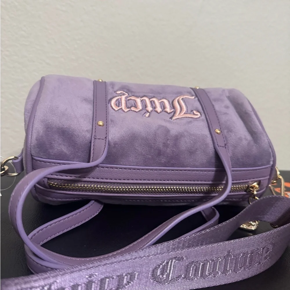 Juicy Couture Lavender Crossbody Bag - Picture 2 of 7